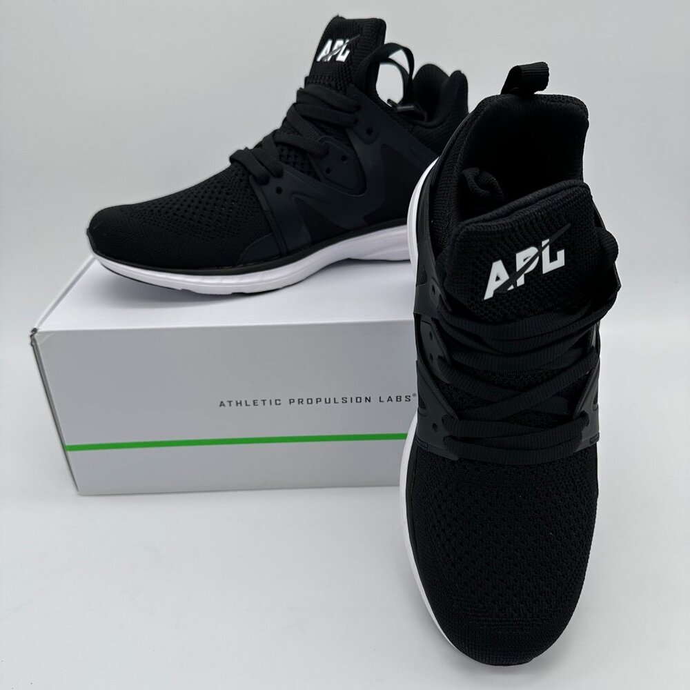 APL Men's Ascend Lightweight TechLoom Training Sneaker, Size 8, Black/White